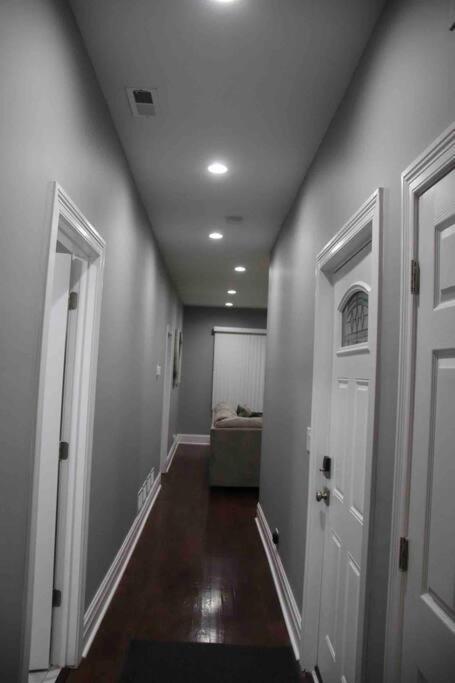 Upscale Apartment Westside Of Chicago Esterno foto